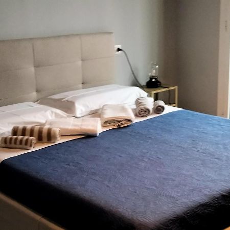 Casavacanzacentrale Privato Apartment โบโลญญา ภายนอก รูปภาพ